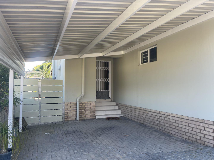 3 Bedroom Property for Sale in Beacon Bay North Eastern Cape